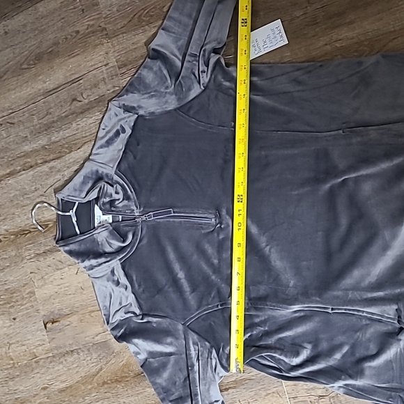 CROFT & BARROW WOMENS PLUS SIZE LUSH VELOUR 1/4 ZIP JACKET SIZE XL GRAY - Picture 7 of 9